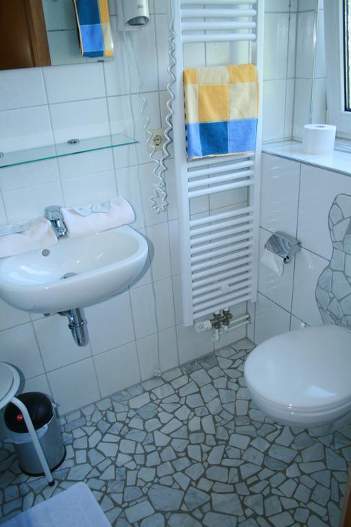 Pension Haus Butz Winterberg Bagian luar foto