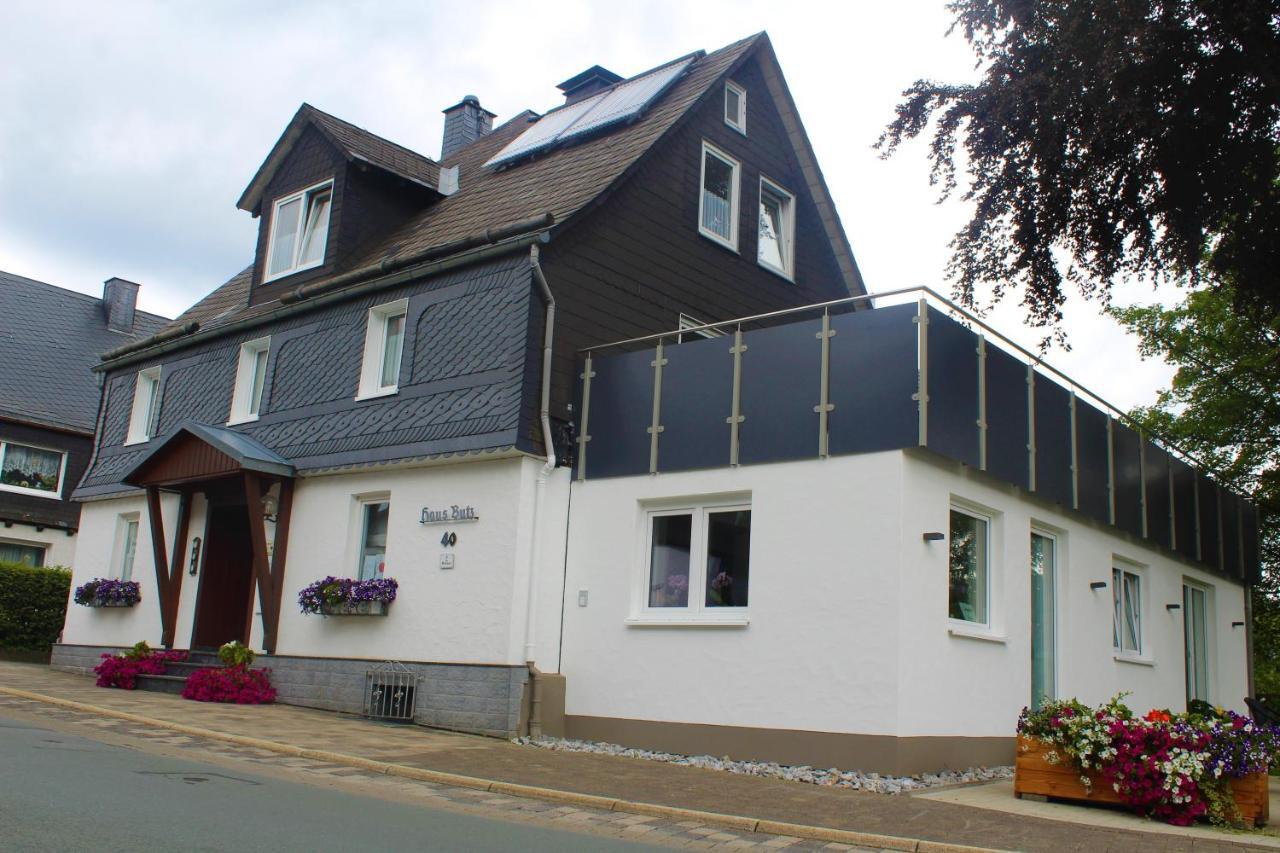 Pension Haus Butz Winterberg Bagian luar foto