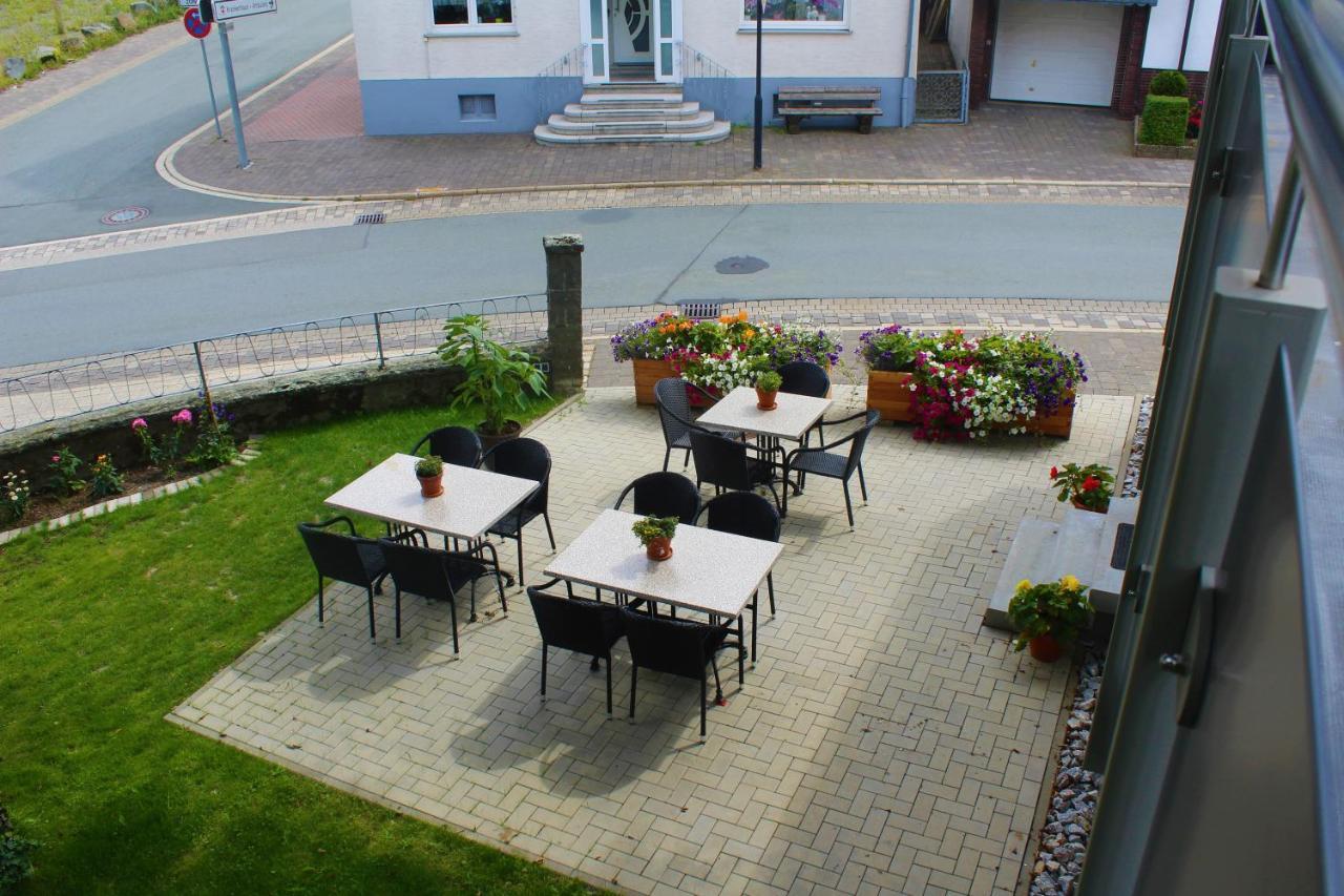 Pension Haus Butz Winterberg Bagian luar foto